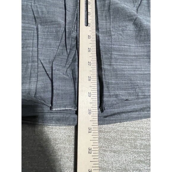 District Made Shirt Men’s Large Gray Button Down Short Sleeve Collared Kia - Picture 13 of 14